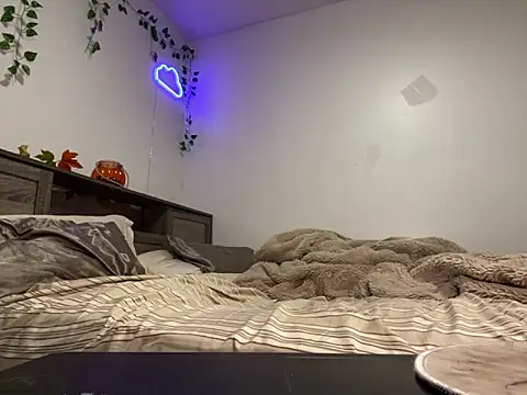 Kittyymaze1 online show from 09.25.25