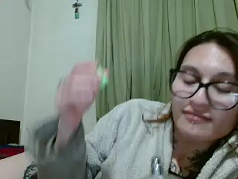 kittenlizz online show from 12.08.24