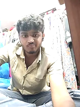 Snapshot of heartless__95 chatting on 10.09.25 heartless  95 online show from 10.09.25