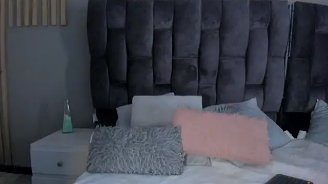 estefania  gomez online show from 02.09.25