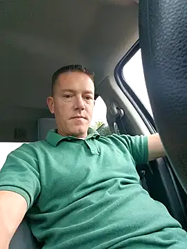 Bigtater1999 online show from 09.27.25