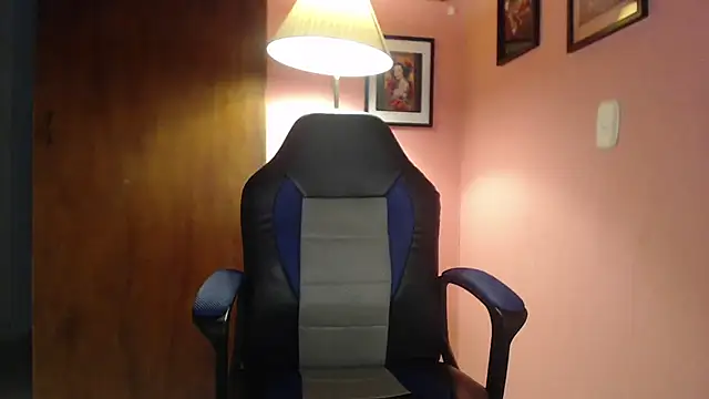 bunnyemilyrose36 online show from 01.30.25