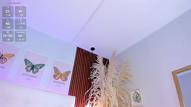 aashley jones online show from 02.18.25
