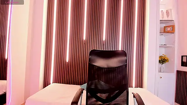 Aaron Scoot online show from 01.10.26