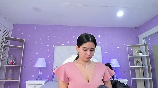 scarlette 15  online show from 11.11.25