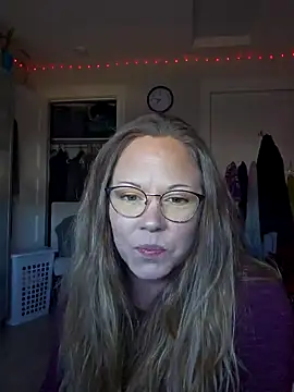 Snapshot of MissyLovexxx chatting on 01.21.25 MissyLovexxx online show from 01.21.25