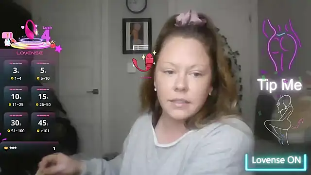 Snapshot of MissyLovexxx chatting on 03.05.25 MissyLovexxx online show from 03.05.25