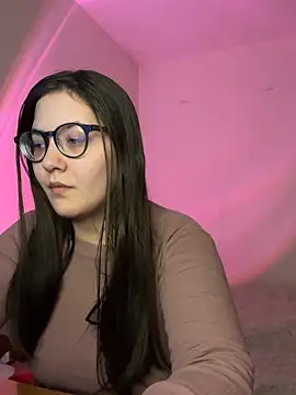 Prudie Gabriella online show from 09.26.25