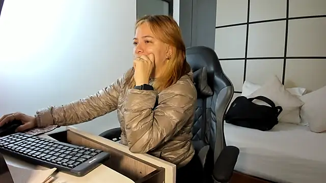 alma fenix online show from 02.03.26