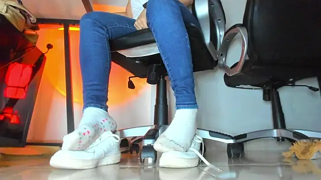 alma fenix online show from 04.09.26