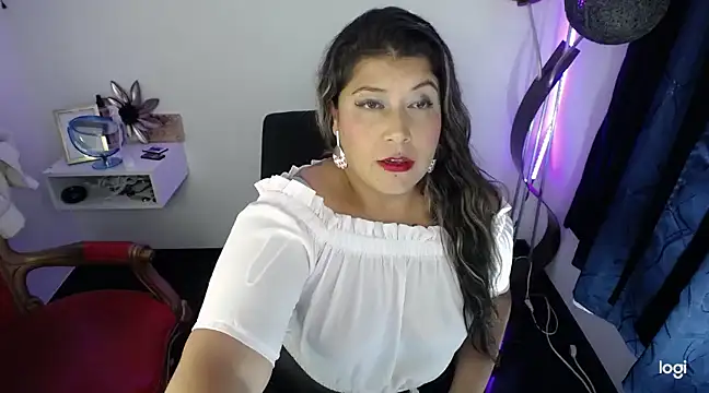 Snapshot of AmeliaThompsonTaboo chatting on 03.15.25 AmeliaThompsonTaboo online show from 03.15.25