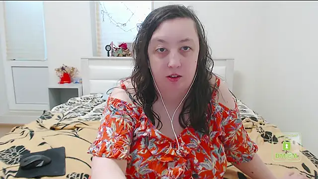 Snapshot of cute_and_hot chatting on 01.07.25 cute and hot online show from 01.07.25