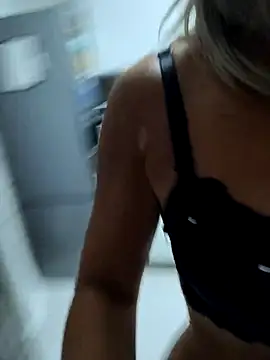 porcedda38 online show from 09.15.25