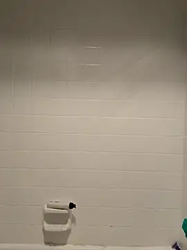 RainFallzxxz online show from 10.10.25