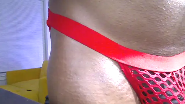 MzKarminXoXo online show from 10.12.25