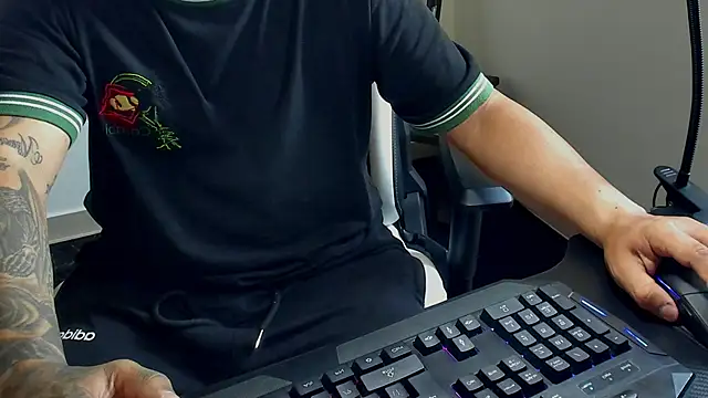 stebankechima online show from 10.19.25