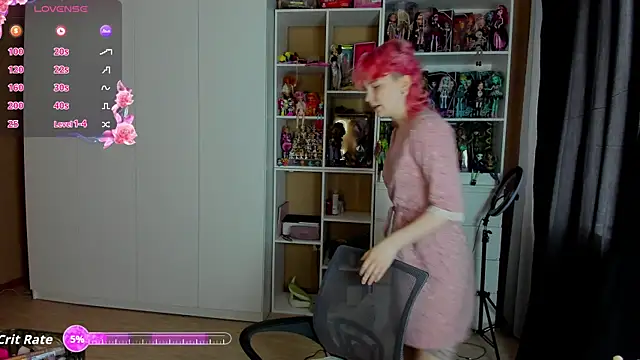 School Love online show from 05.15.26