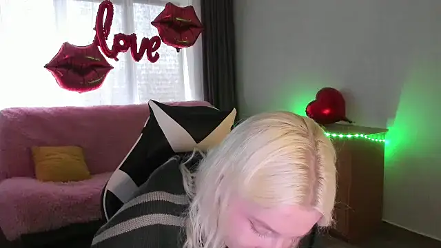 EnigmaSee online show from 04.17.26