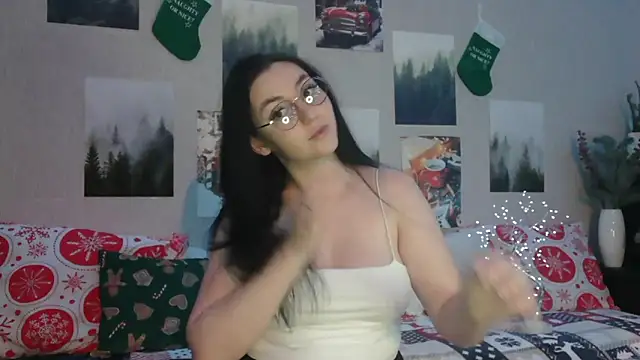 Fluffy Tiffy online show from 12.18.24