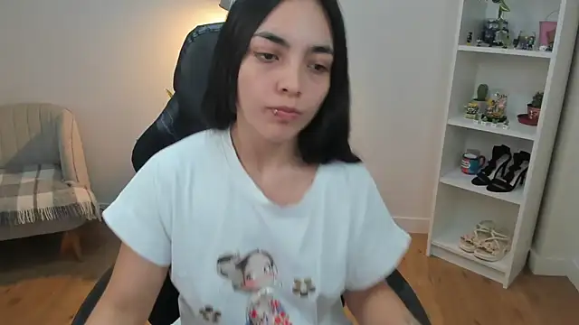  BellaEvans  online show from 03.02.26