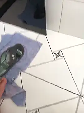 Snapshot of lobomisterioso13 chatting on 03.09.26 lobomisterioso13 online show from 03.09.26