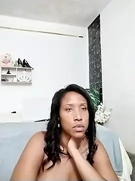 LadyEbonyX online show from 01.08.25