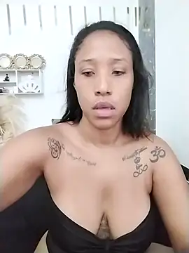 LadyEbonyX online show from 02.12.25