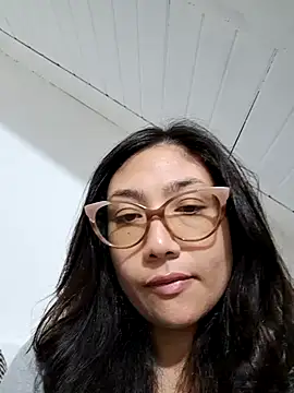 Snapshot of Mia_Ruiz chatting on 02.05.25 Mia Ruiz online show from 02.05.25