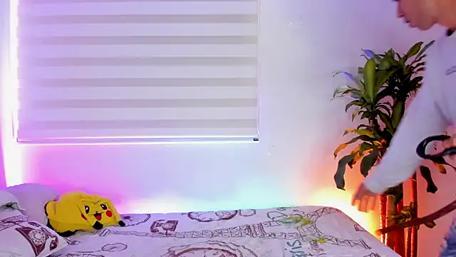 Snapshot of aldrinwhite chatting on 09.29.25 aldrinwhite online show from 09.29.25