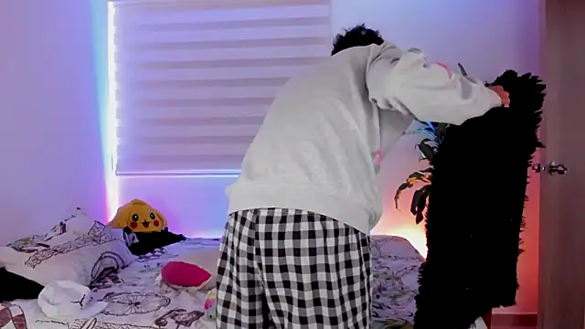 Snapshot of aldrinwhite chatting on 10.24.25 aldrinwhite online show from 10.24.25