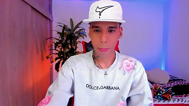 aldrinwhite online show from 04.16.26