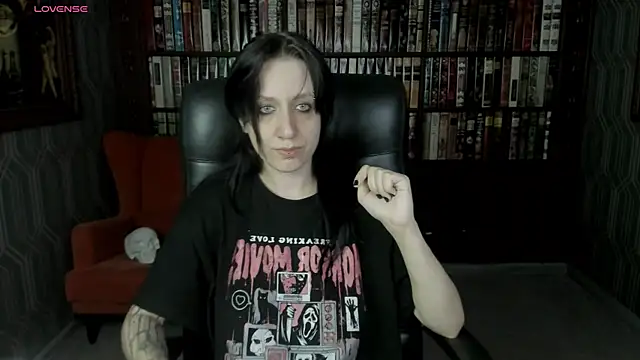 Snapshot of Medusa__Gorgona chatting on 10.25.25 Medusa Gorgona online show from 10.25.25