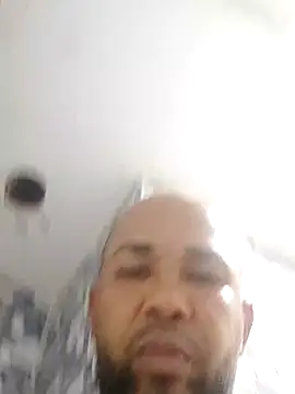 Frankie0880 online show from 12.29.24