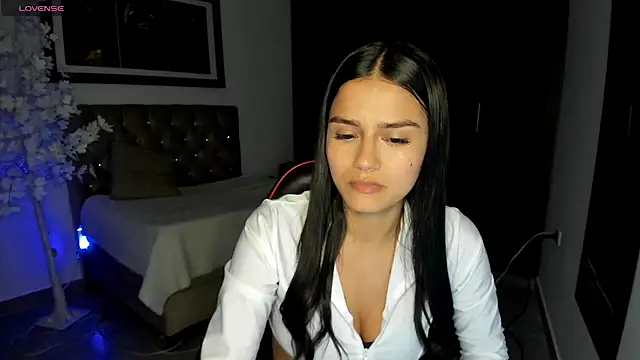 Snapshot of cloe_fox chatting on 01.03.25 cloe fox online show from 01.03.25