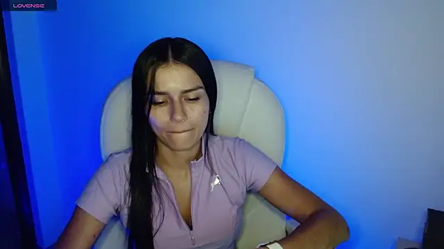 Snapshot of cloe_fox chatting on 03.20.25 cloe fox online show from 03.20.25