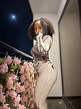 Snapshot of Melany_Williams chatting on 10.07.25 Melany Williams online show from 10.07.25