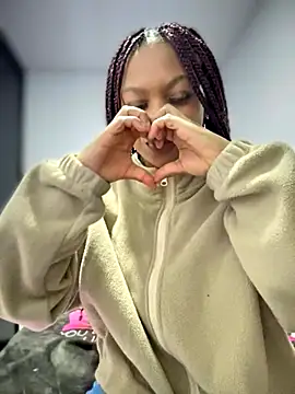 Snapshot of Melany_Williams chatting on 10.14.25 Melany Williams online show from 10.14.25