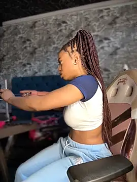 Snapshot of Melany_Williams chatting on 10.21.25 Melany Williams online show from 10.21.25