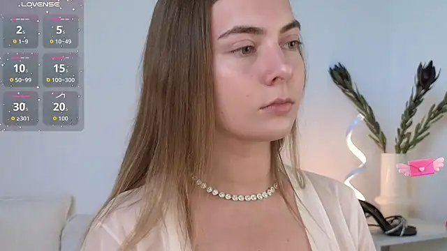 chloi hes online show from 09.22.25