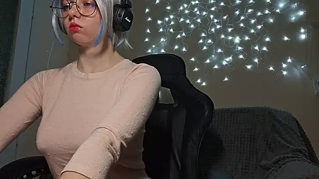 DanaWard online show from 12.24.24