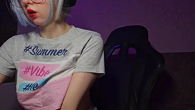 DanaWard online show from 02.18.25