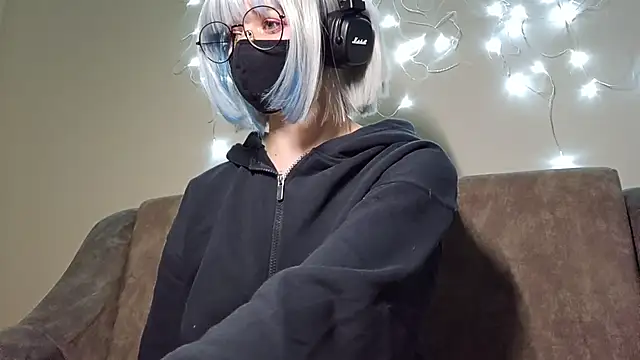 DanaWard online show from 09.15.25