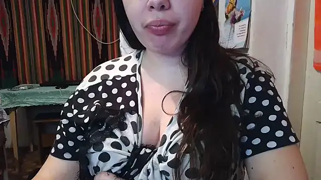 Cora Maro online show from 03.17.25