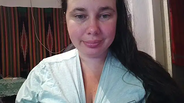 Cora Maro online show from 09.09.25