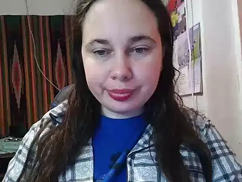 Cora Maro online show from 10.11.25