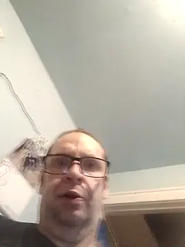 Snapshot of fastesttongue1680 chatting on 04.02.26 fastesttongue1680 online show from 04.02.26