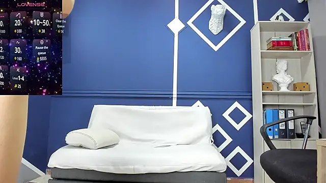 Snapshot of charolbruce_1 chatting on 03.12.25 charolbruce 1 online show from 03.12.25