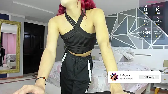 Snapshot of charolbruce_1 chatting on 10.16.25 charolbruce 1 online show from 10.16.25