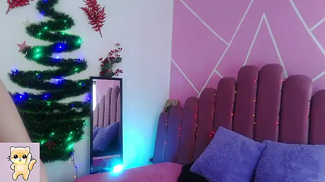 Zoe Benson online show from 12.12.24