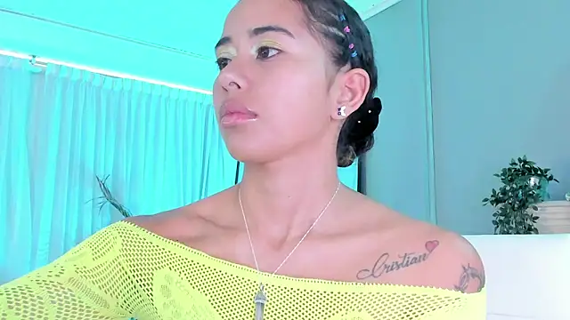 Snapshot of Ammy_nova chatting on 10.03.25 Ammy nova online show from 10.03.25